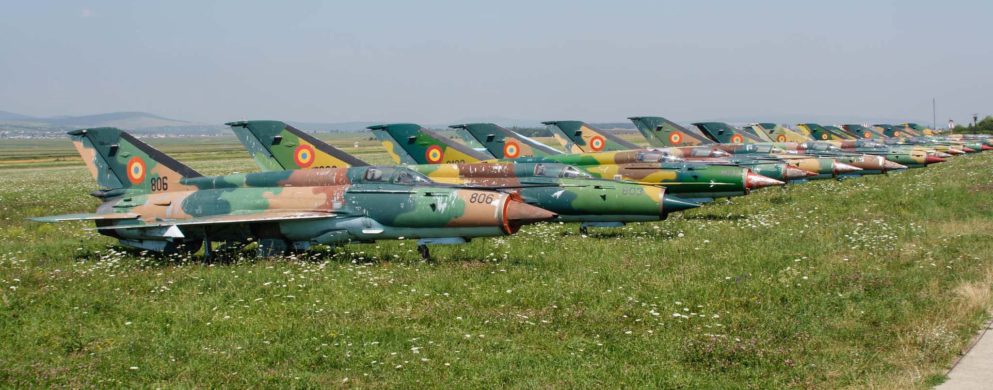Fortele Aeriene Romne MiG-21