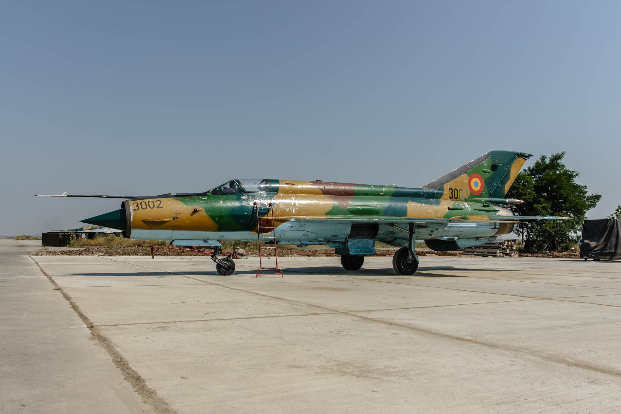 Fortele Aeriene Romne MiG-21