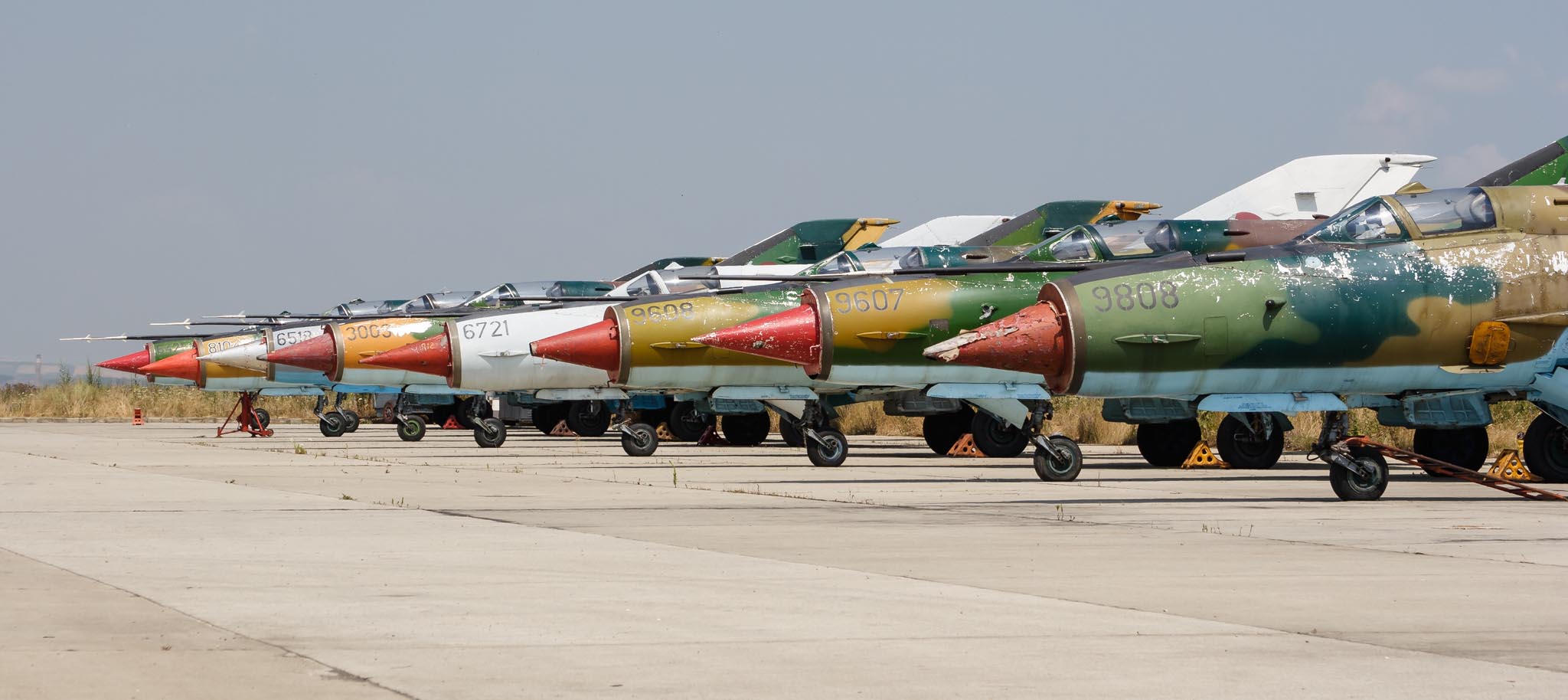 Fortele Aeriene Romne MiG-21