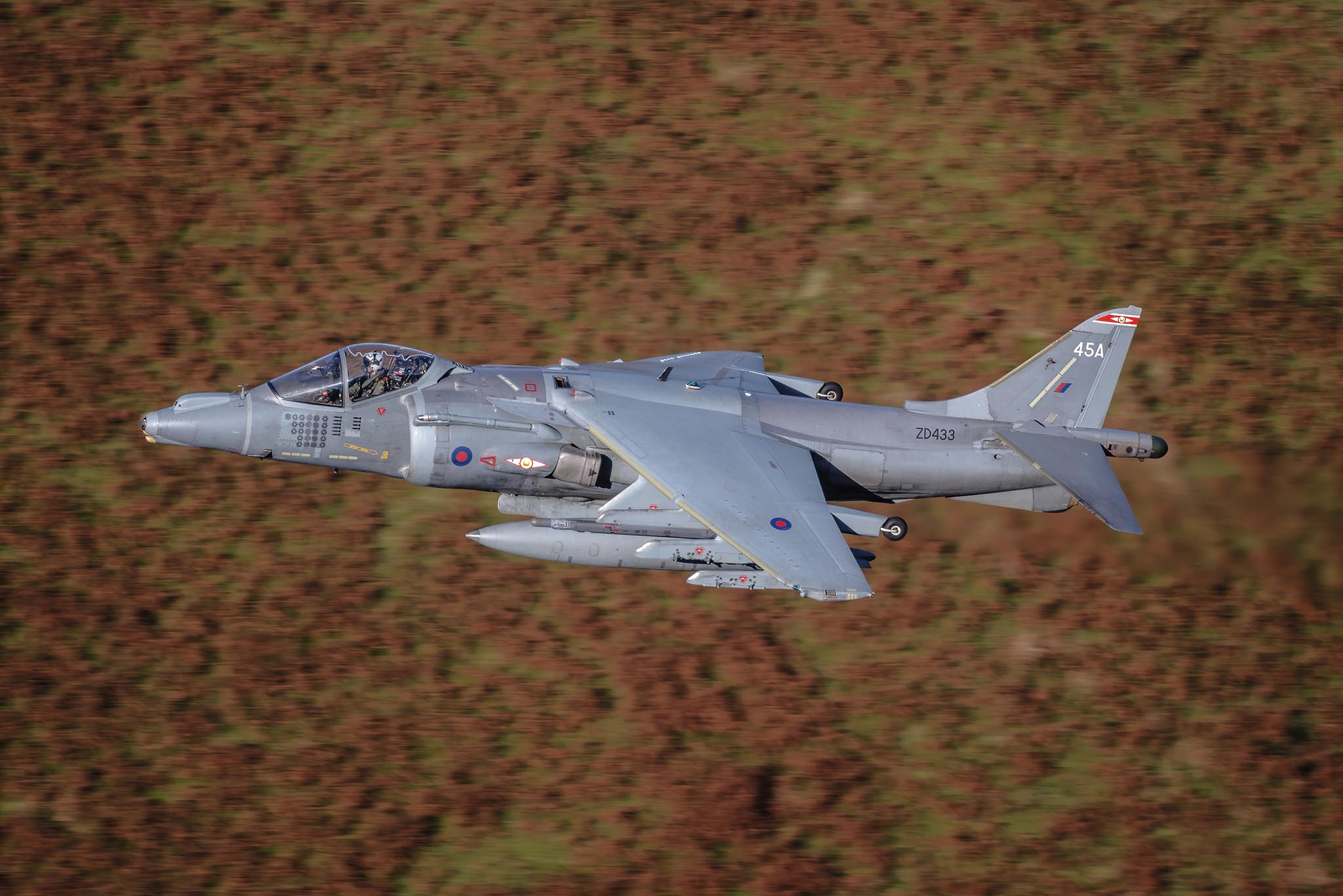 Aviation Photography low level flying