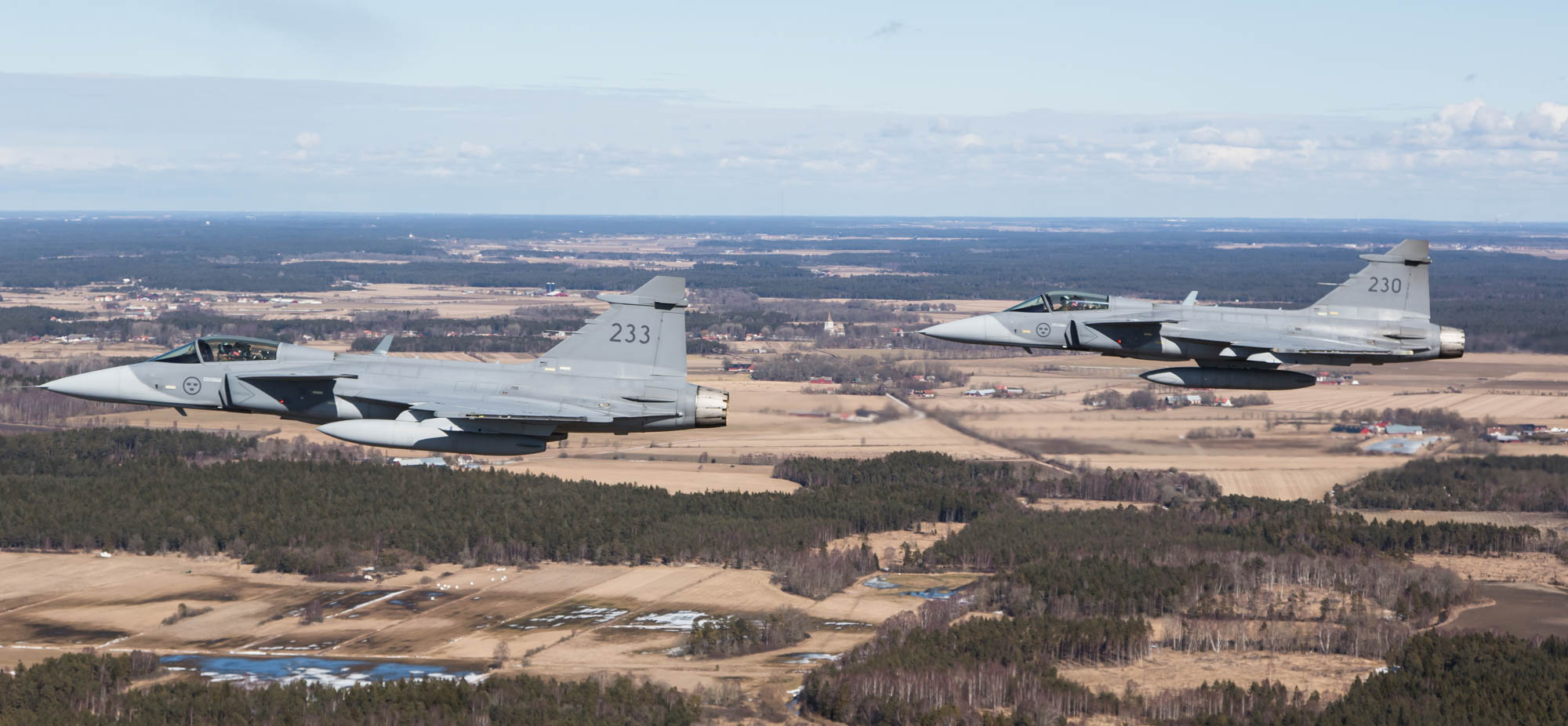 Aviation Photography low level flying