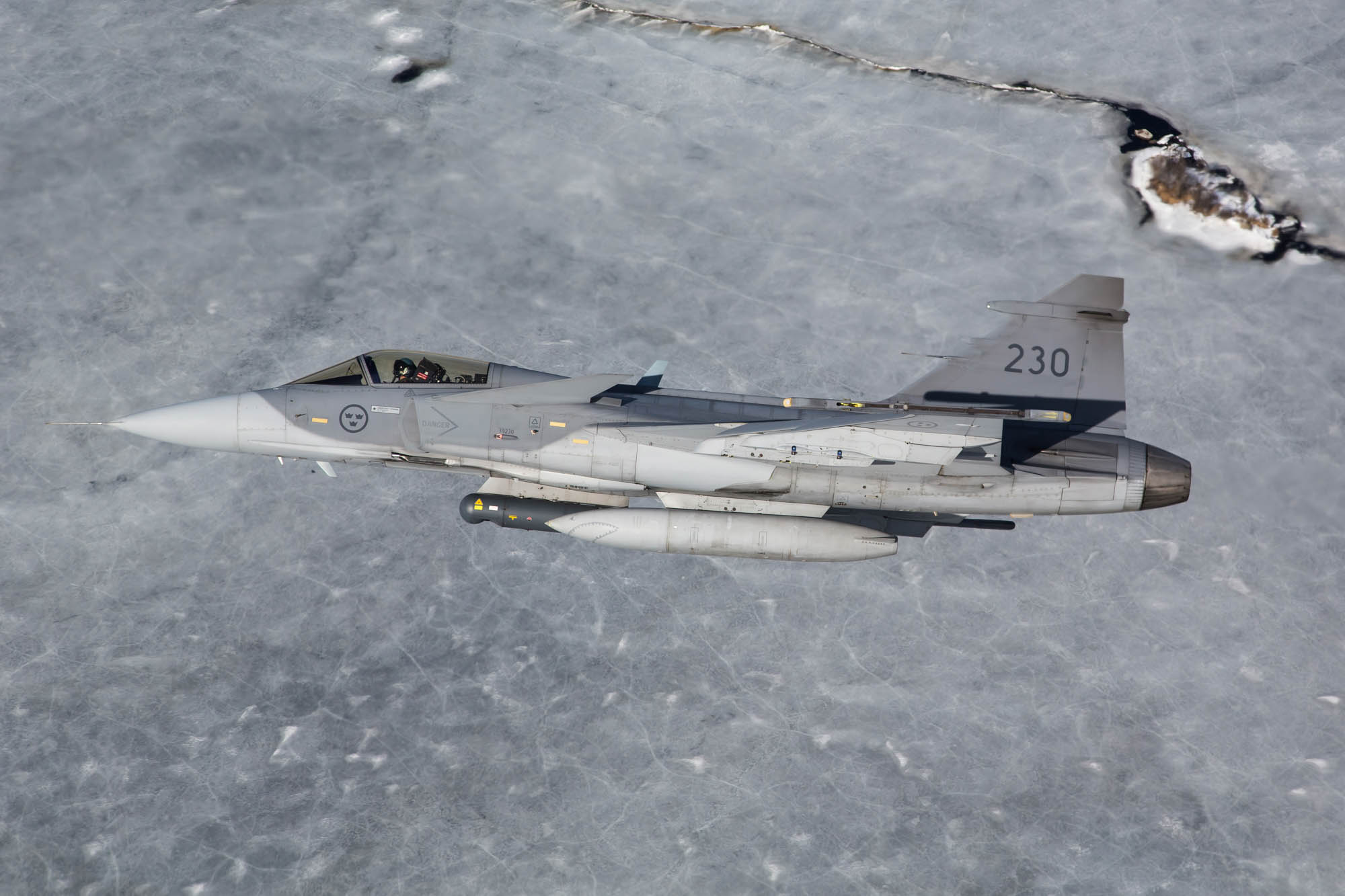 Aviation Photography low level flying