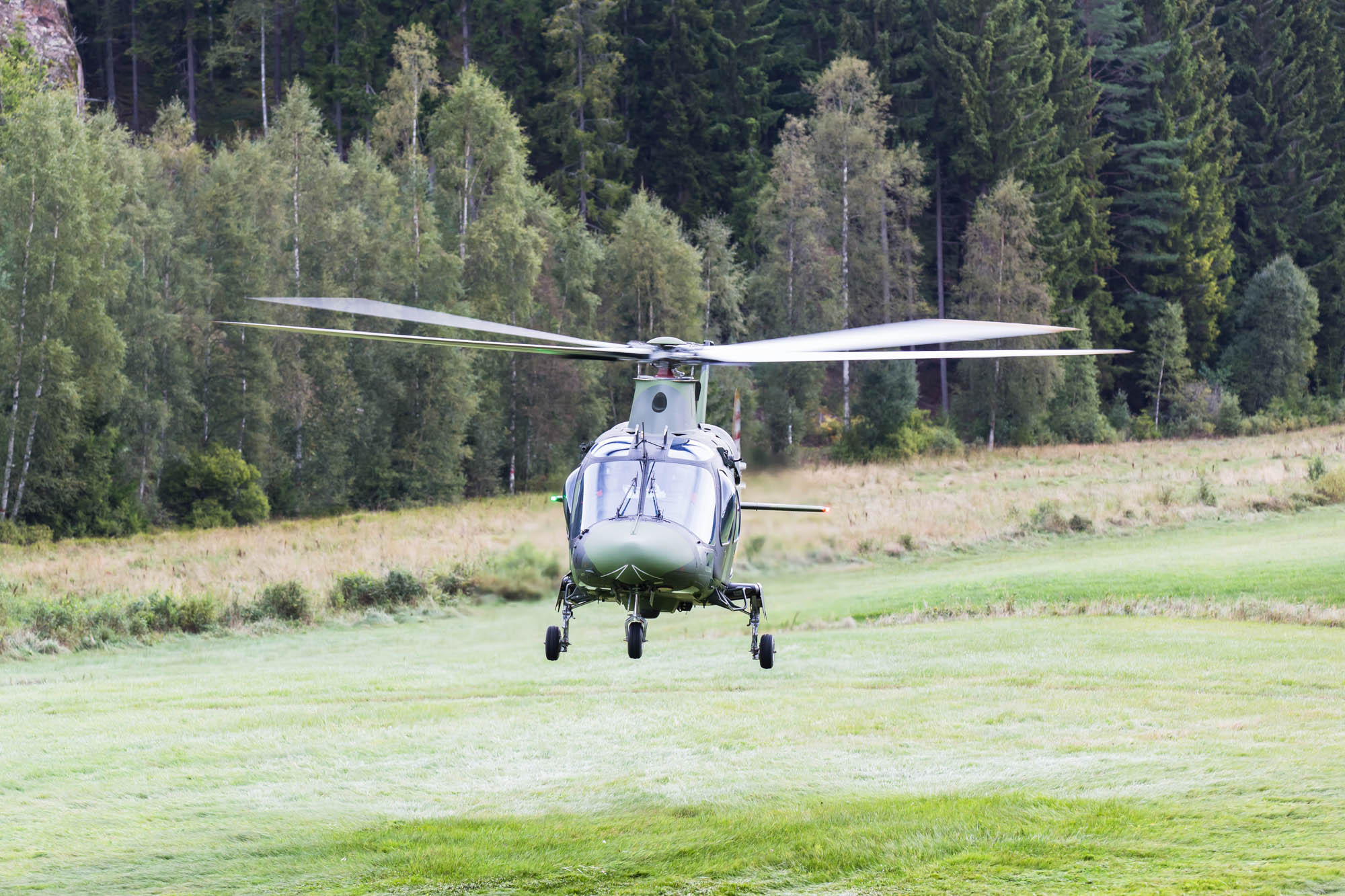 Aviation Photography low level flying