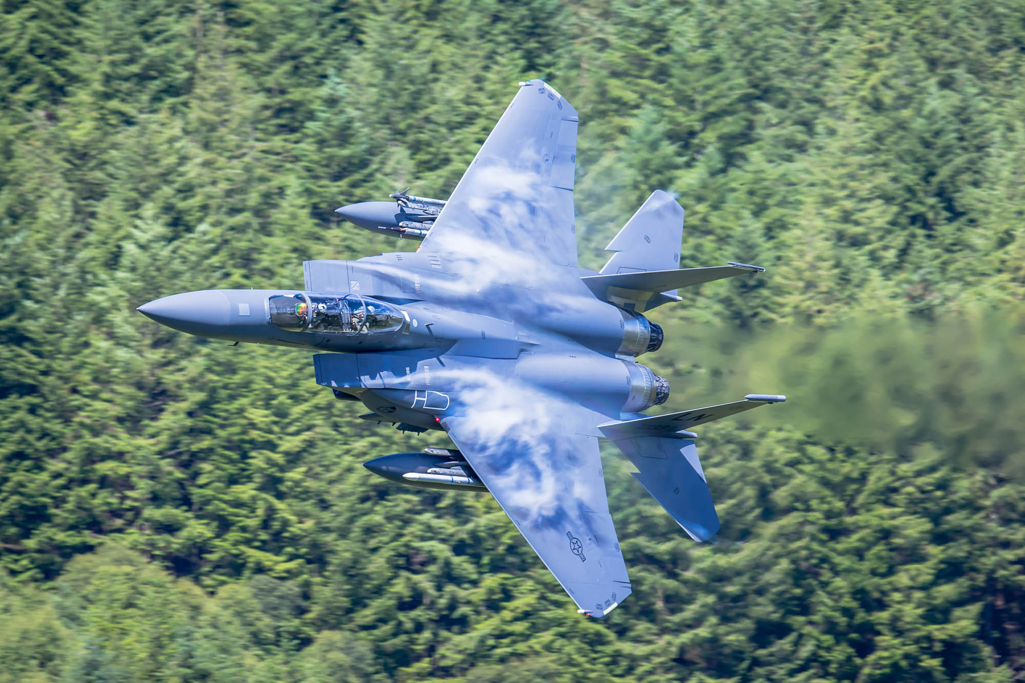 Aviation Photography low level flying