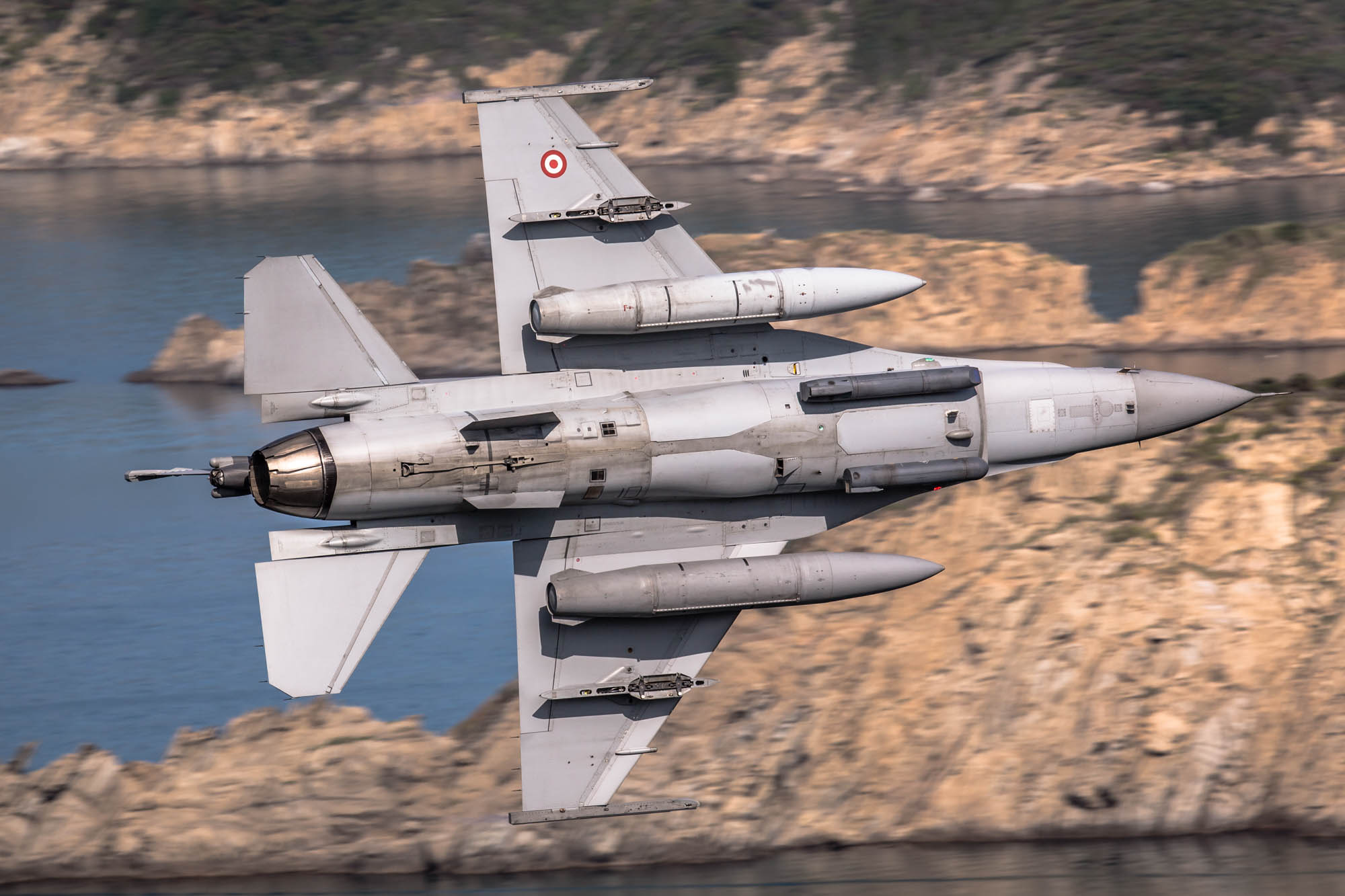 Aviation Photography low level flying