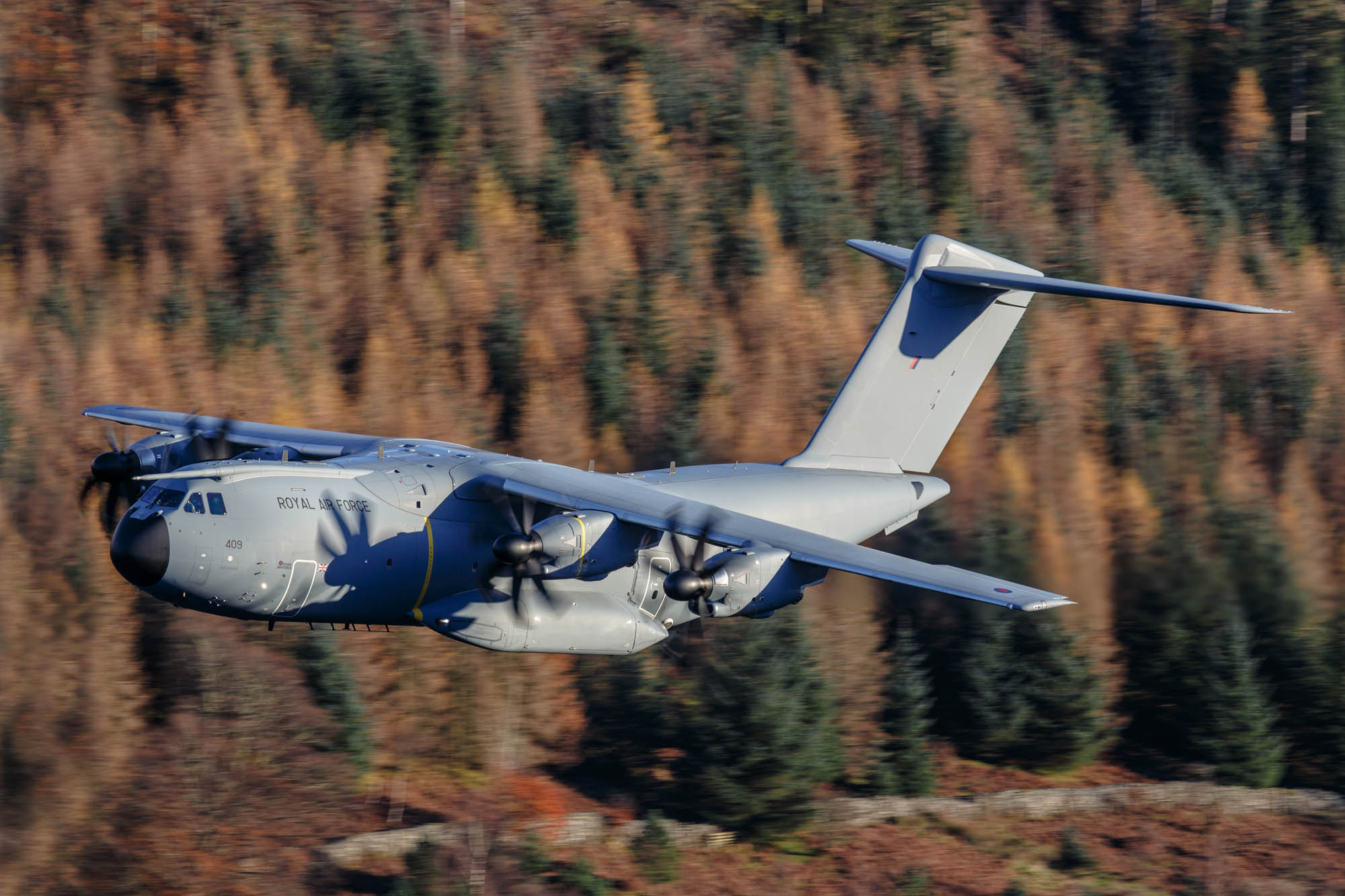 Aviation Photography low level flying