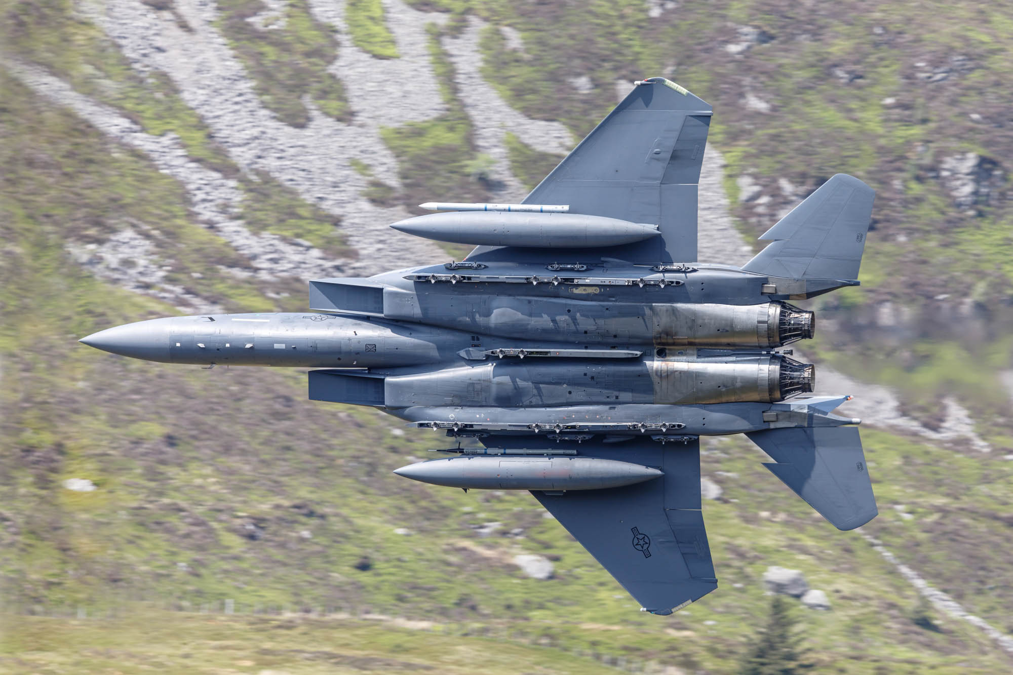 Aviation Photography low level flying