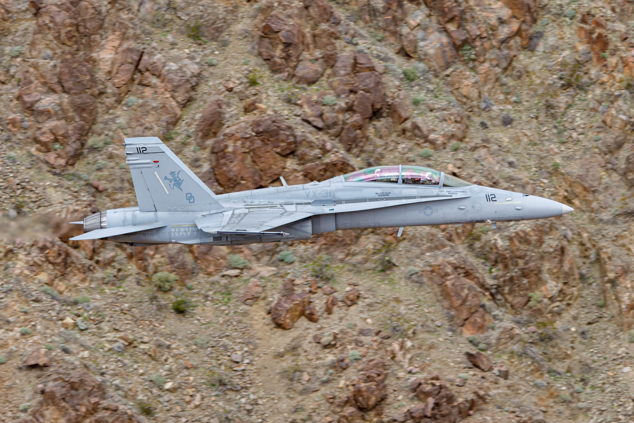 Aviation Photography low level flying