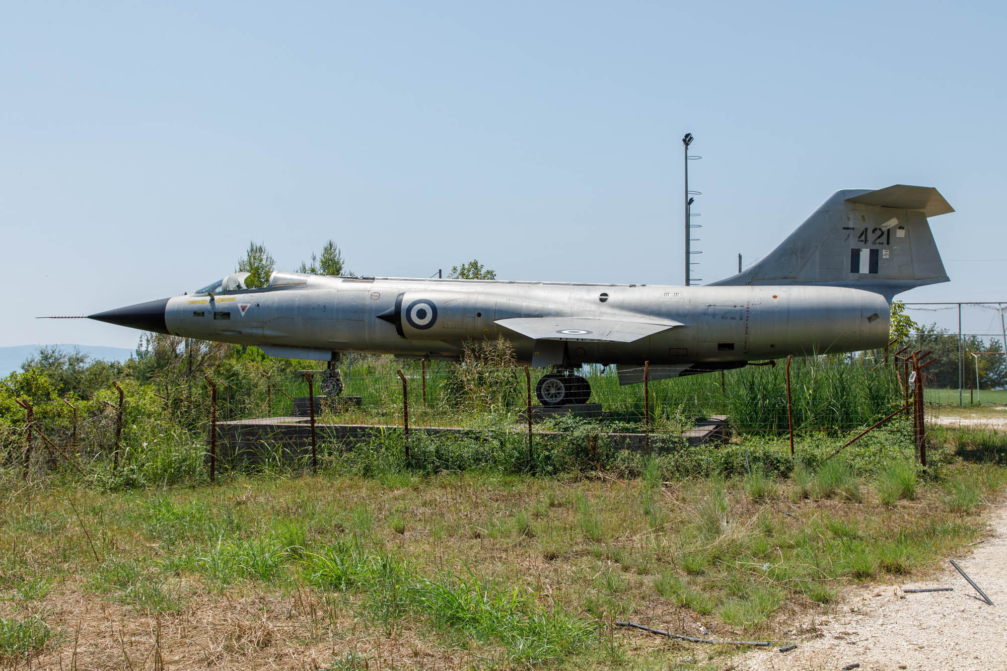 193_5678w9