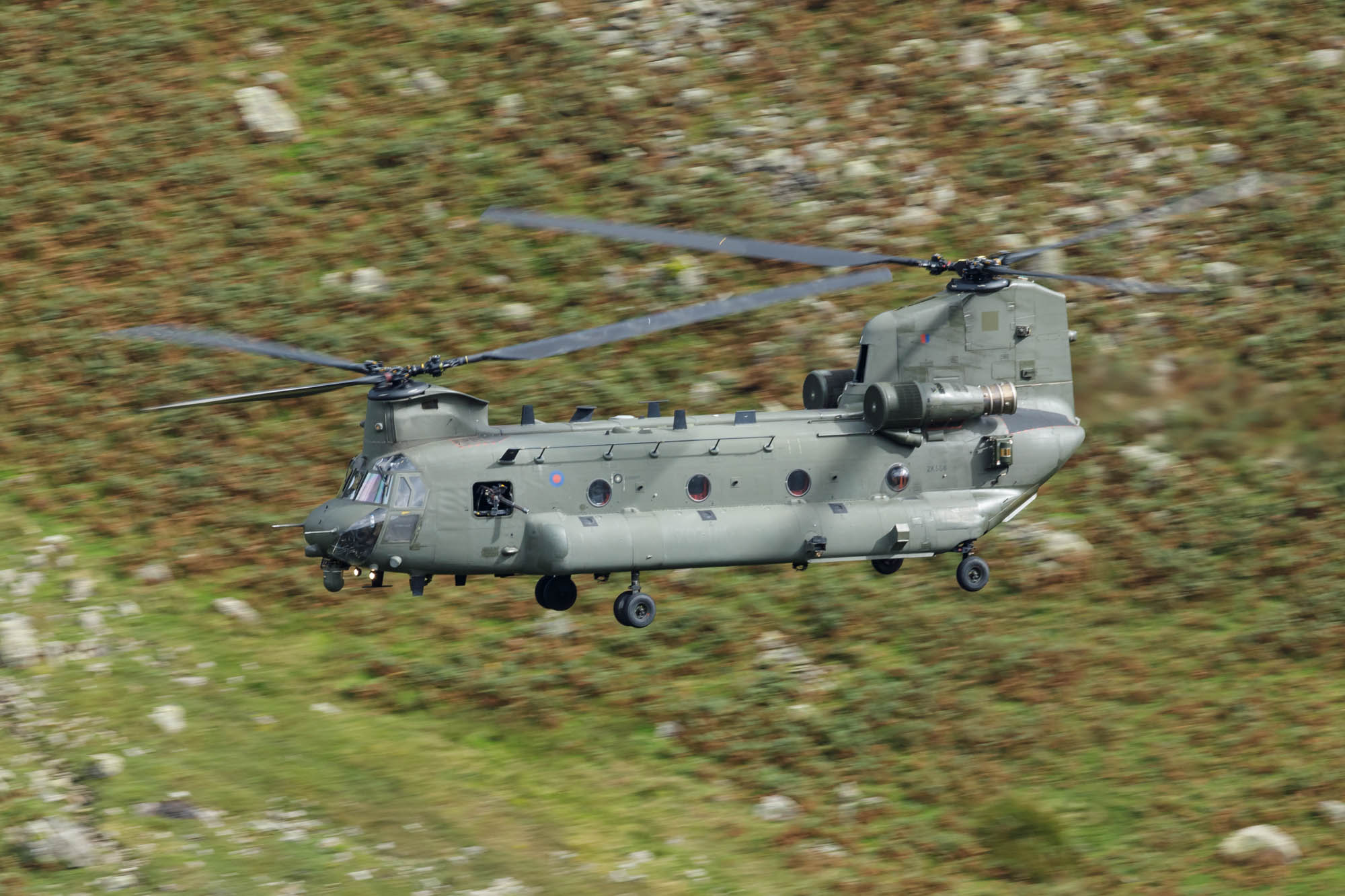 Aviation Photography low level flying