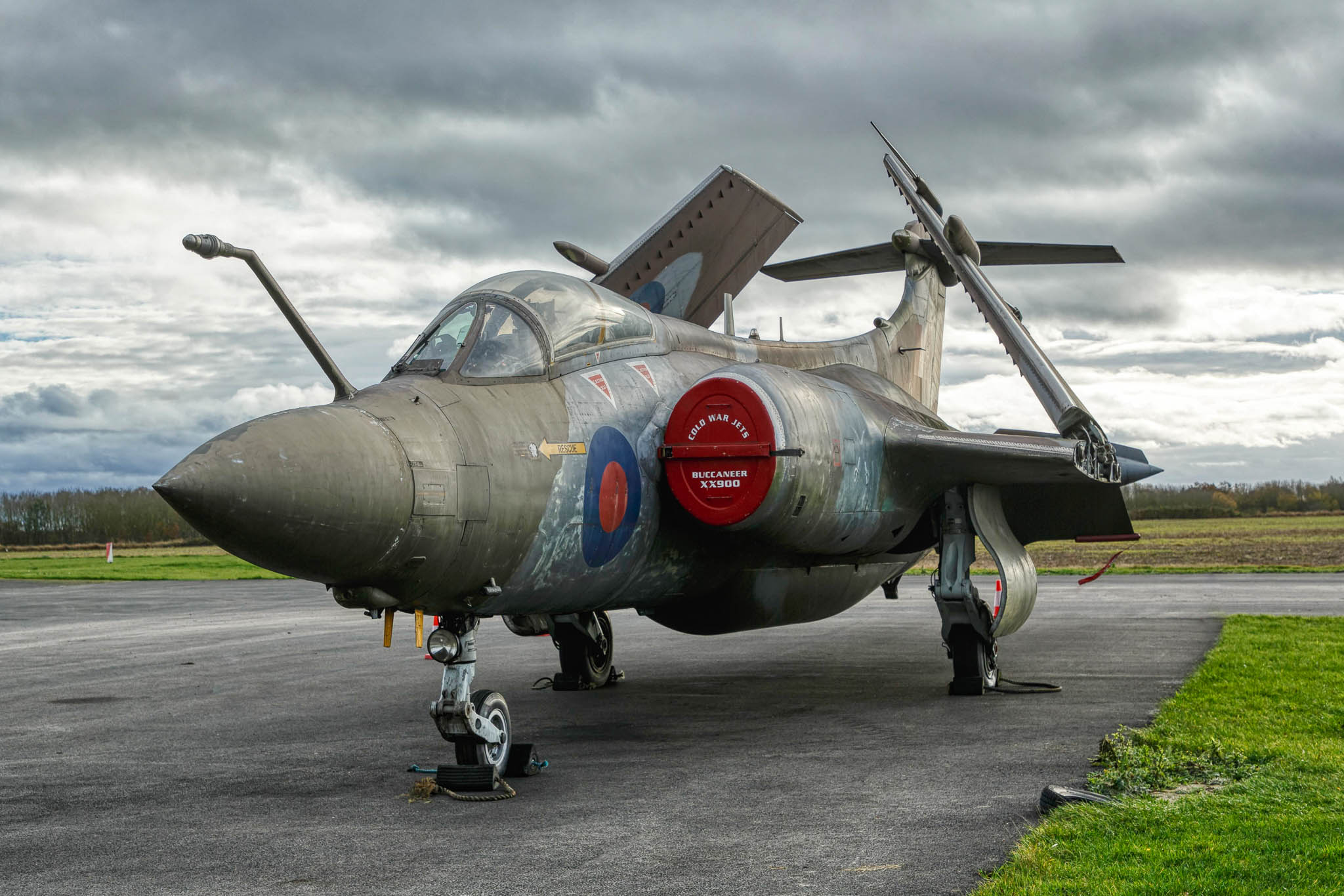 Buccaneer S.2B (XX900)