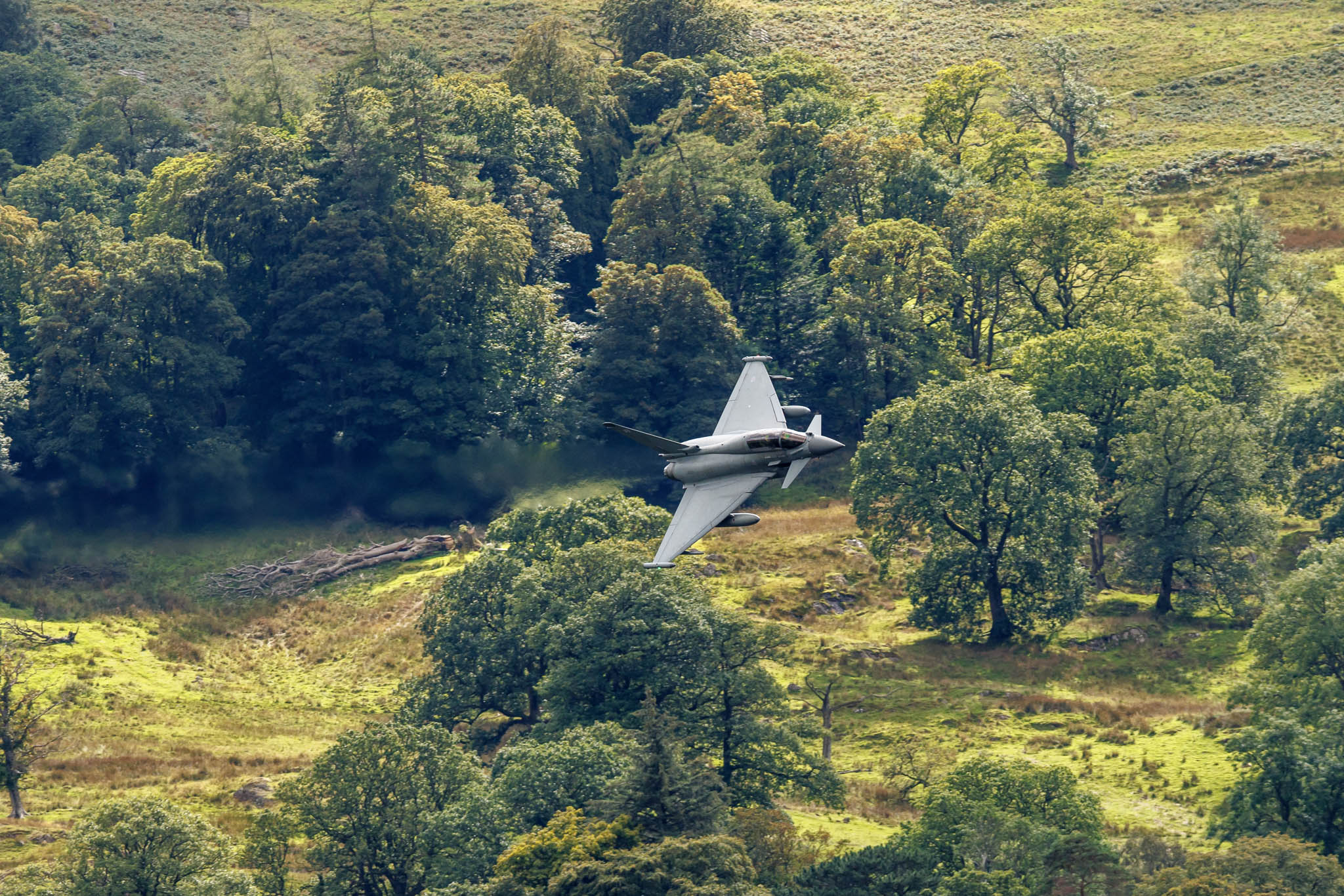 Aviation Photography low level flying