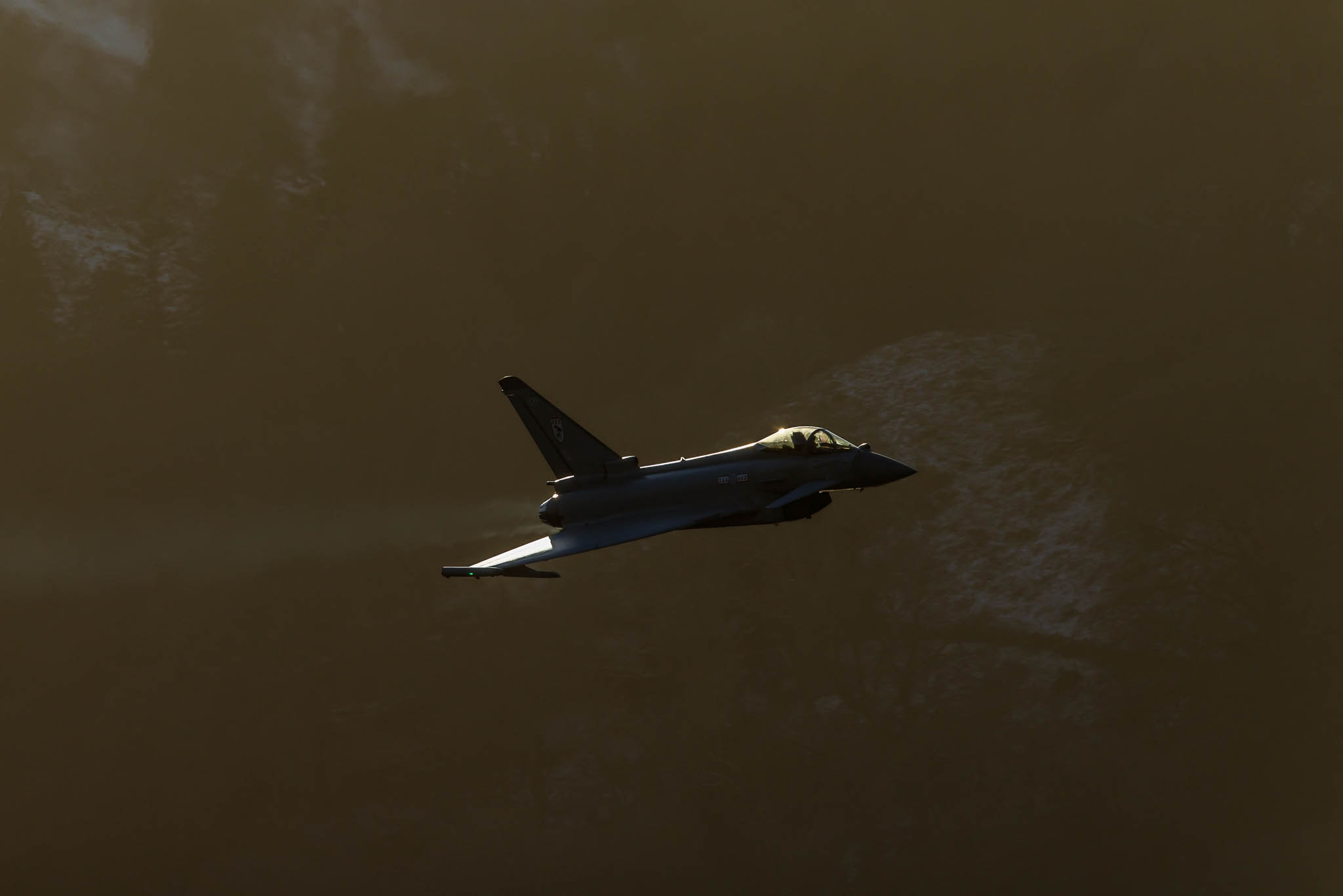 223_8347w9