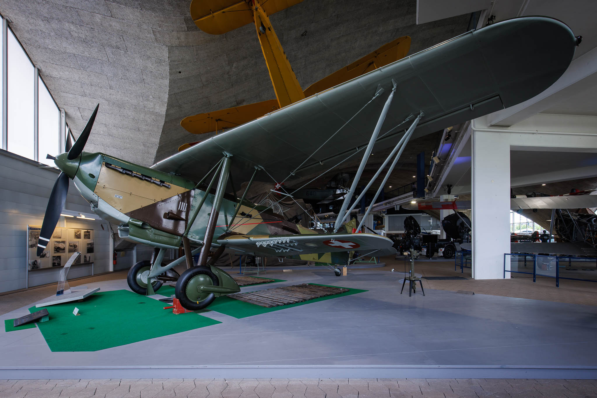 Image 261_9765w10 Flieger Flab Museum