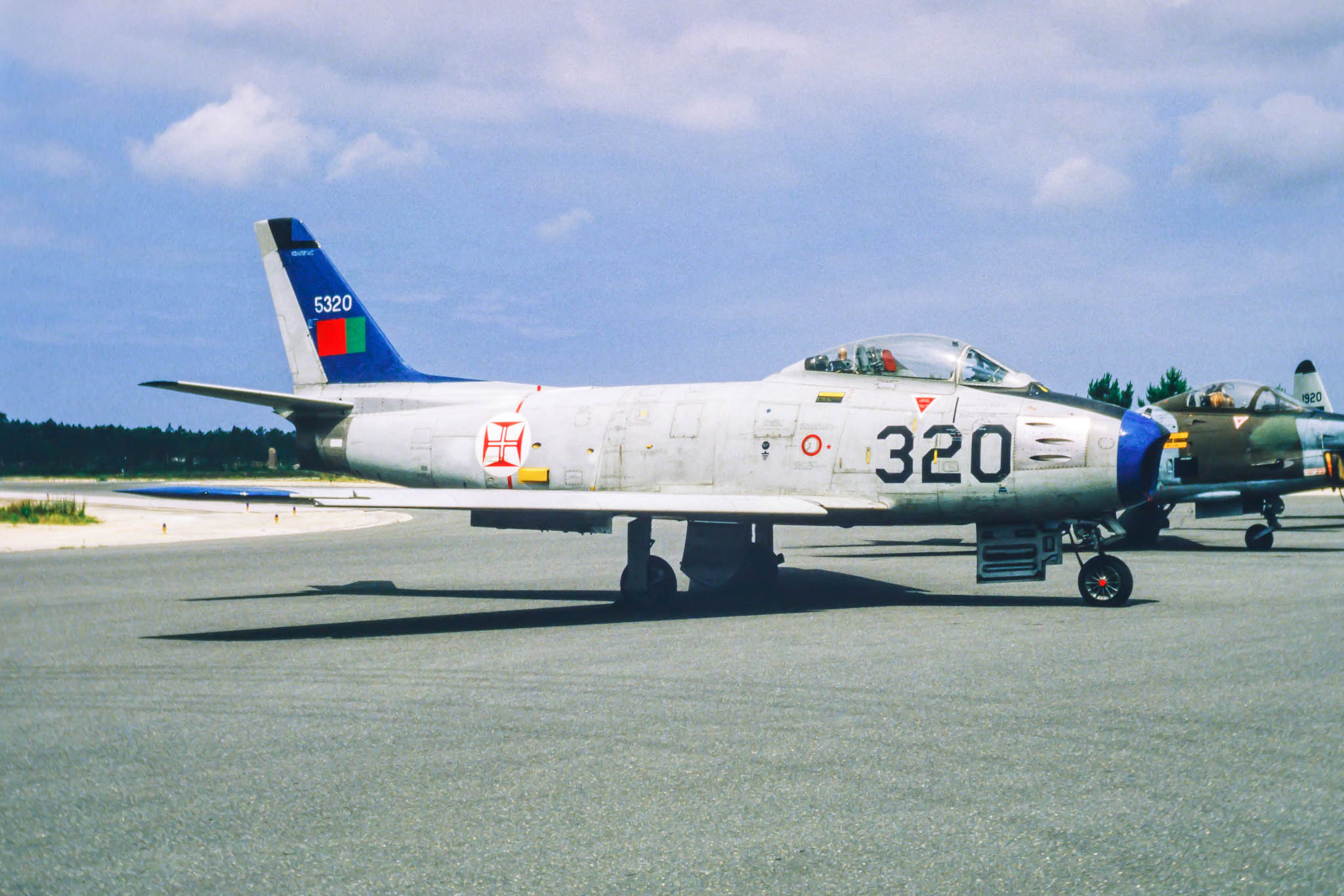 841_0024w8