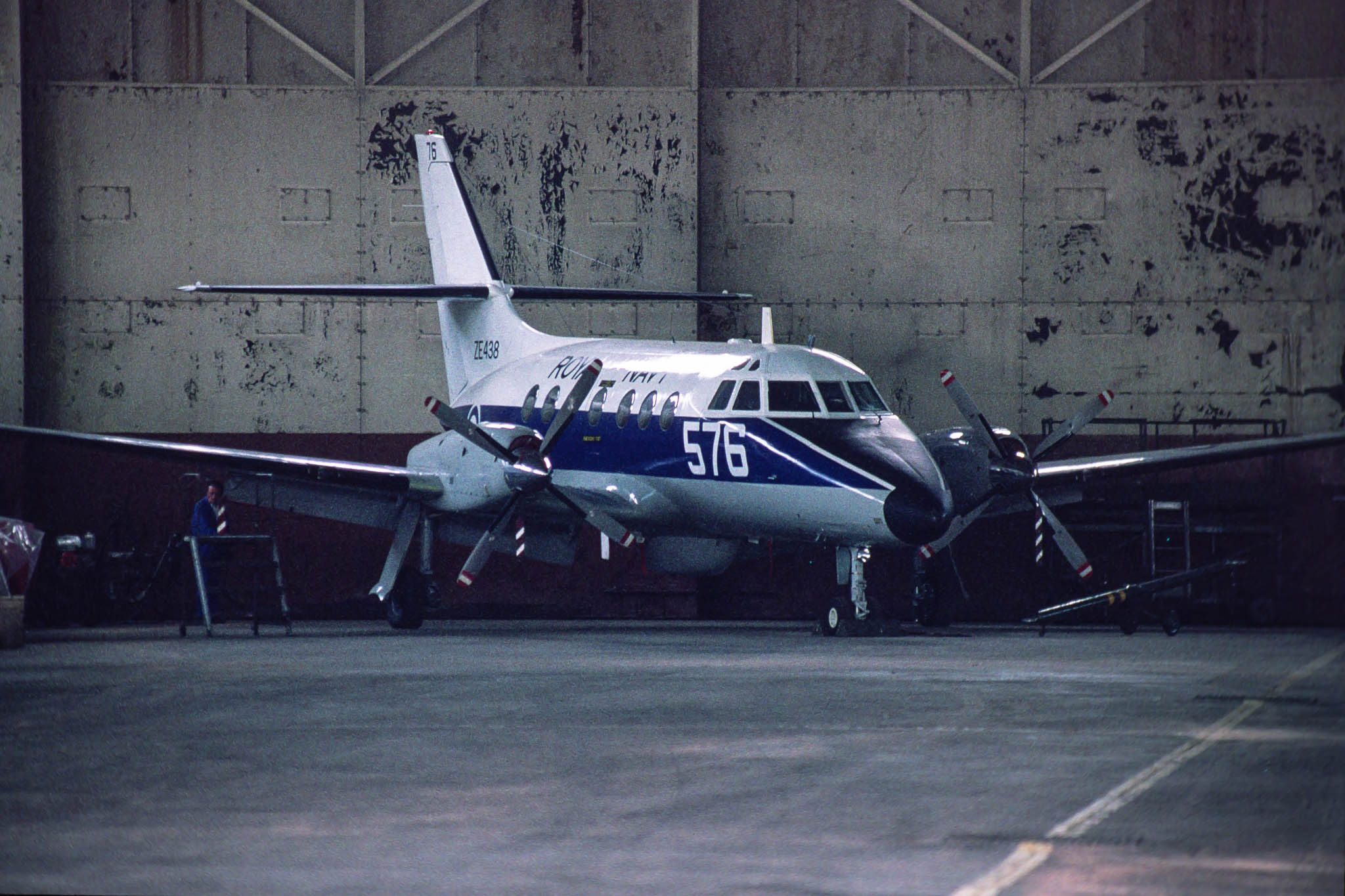 941_0206w8