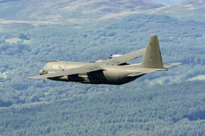 Aviation Photography low level flying