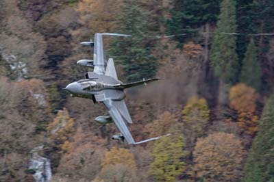 Aviation Photography low level flying