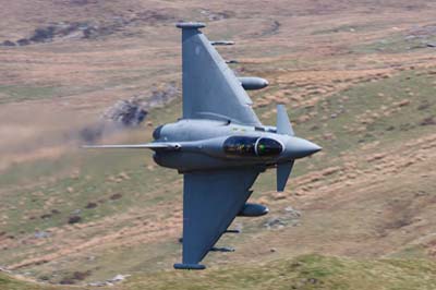 Aviation Photography low level flying