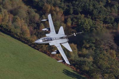 Aviation Photography low level flying