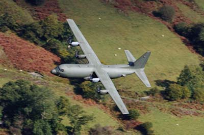 Aviation Photography low level flying