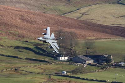 Aviation Photography low level flying