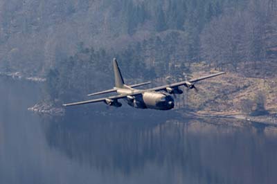 Aviation Photography low level flying