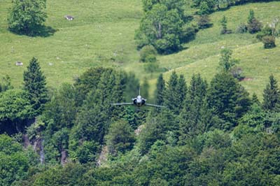 Aviation Photography low level flying