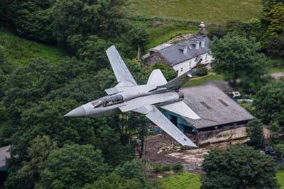 Aviation Photography low level flying