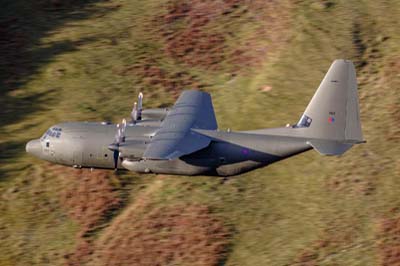 Aviation Photography low level flying