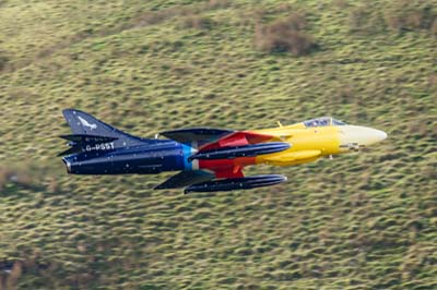 Aviation Photography low level flying