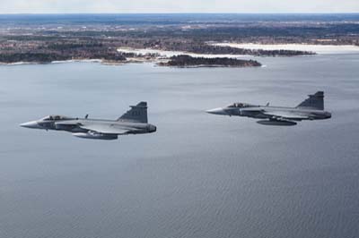 Aviation Photography low level flying