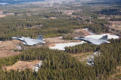 Aviation Photography low level flying