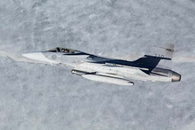 Aviation Photography low level flying