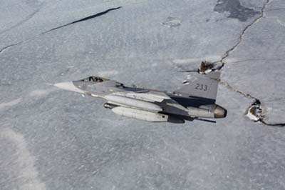 Aviation Photography low level flying