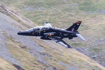 Aviation Photography low level flying