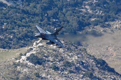 Aviation Photography low level flying