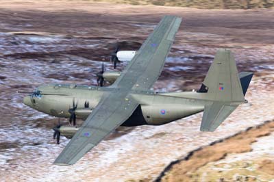 Aviation Photography low level flying