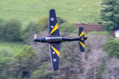 Aviation Photography low level flying