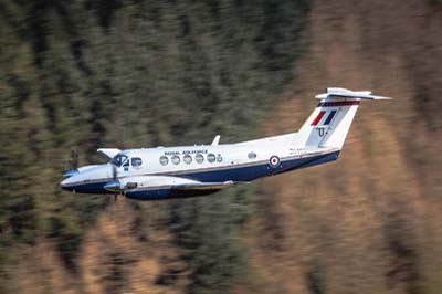 Aviation Photography low level flying