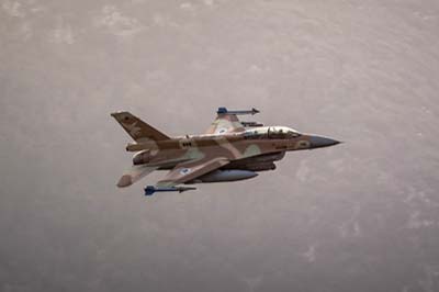 Aviation Photography low level flying