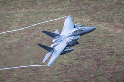 Aviation Photography low level flying