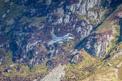 Aviation Photography low level flying