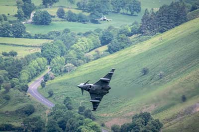 Aviation Photography low level flying