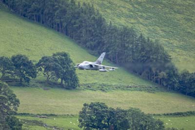 Aviation Photography low level flying