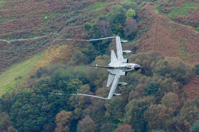 Aviation Photography low level flying