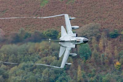 Aviation Photography low level flying