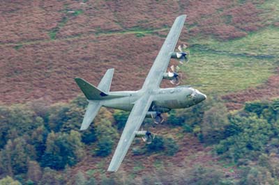 Aviation Photography low level flying