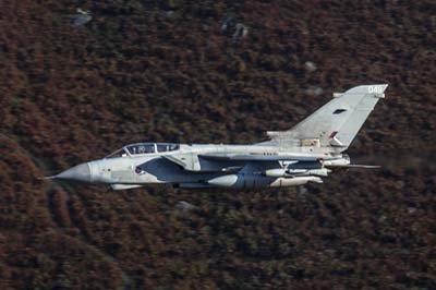 Aviation Photography low level flying