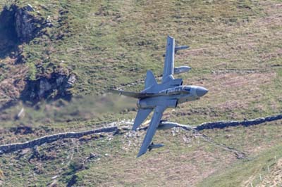 Aviation Photography low level flying